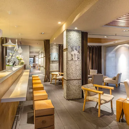 乐梦阁内酒店 酒店 4*